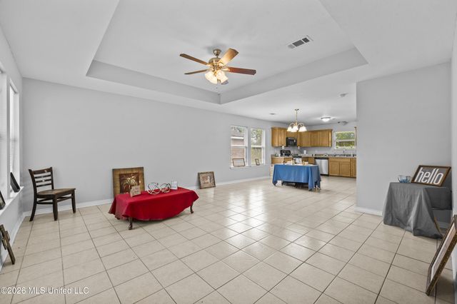 9421 Cartwright, Biloxi, MS 39532