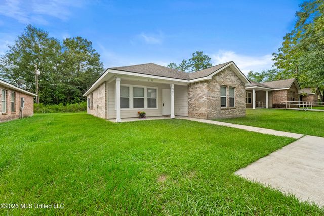 9421 Cartwright, Biloxi, MS 39532
