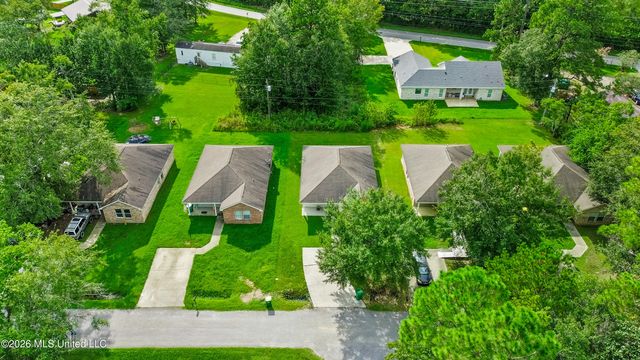 9421 Cartwright, Biloxi, MS 39532