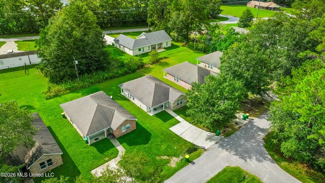 9421 Cartwright, Biloxi, MS 39532