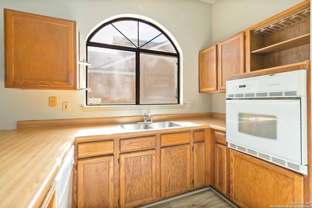 4175 Mystic Sunrise, San Antonio, TX 78244