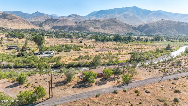 547 N River Lane, Coleville, CA 96107