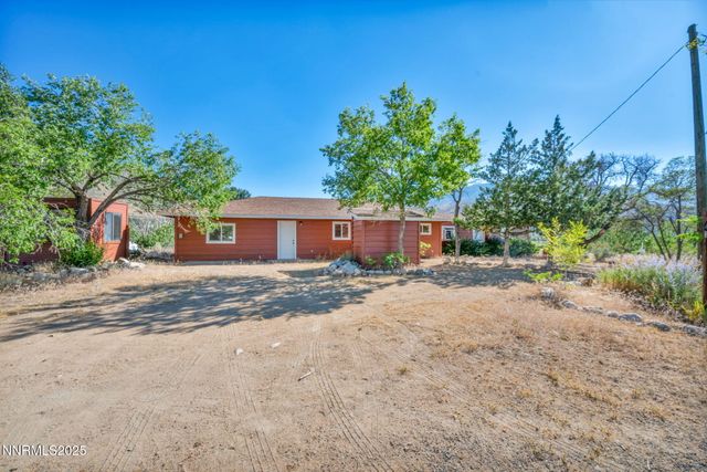 547 N River Lane, Coleville, CA 96107