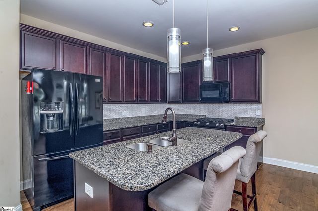 116 Hidden Springs Lane, Taylors, SC 29687