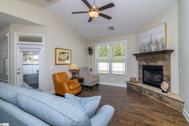 116 Hidden Springs Lane, Taylors, SC 29687