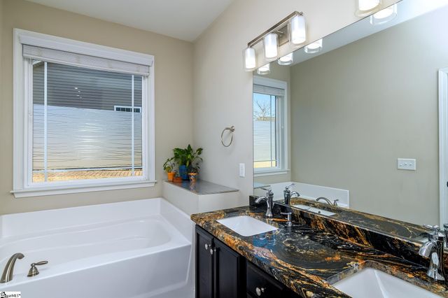 116 Hidden Springs Lane, Taylors, SC 29687