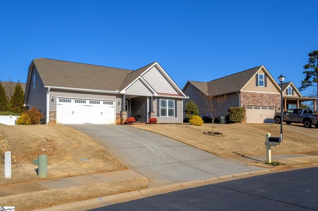 116 Hidden Springs Lane, Taylors, SC 29687