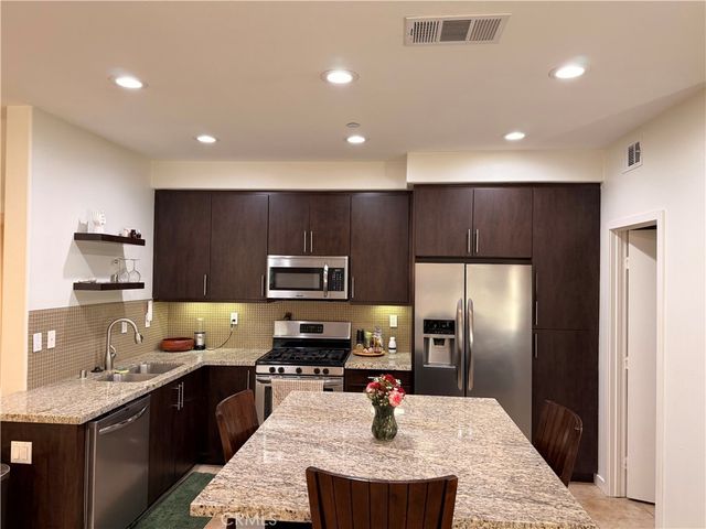 2230 Indus Way, San Marcos, CA 92078