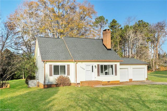 1089 Valley Drive, Graham, NC 27253