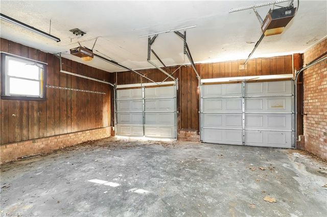 1089 Valley Drive, Graham, NC 27253