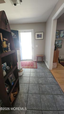 102 Orange Street, Oakhurst, NJ 07755