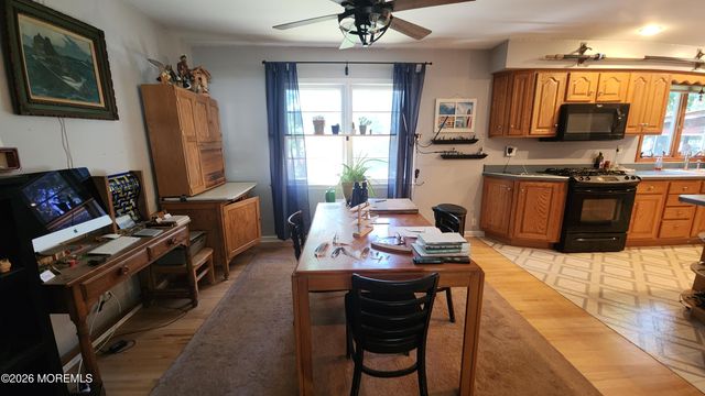 102 Orange Street, Oakhurst, NJ 07755