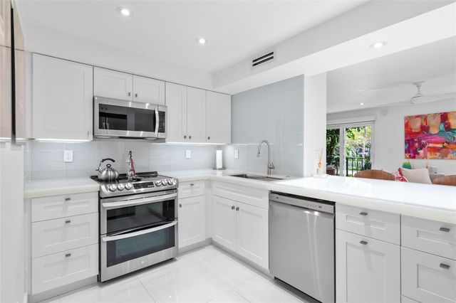 3909 N Ocean Boulevard 107, Fort Lauderdale, FL 33308