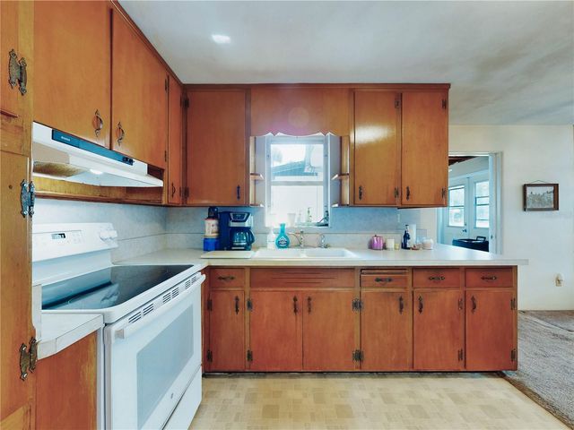 1307 TURNBULL STREET, New Smyrna Beach, FL 32168