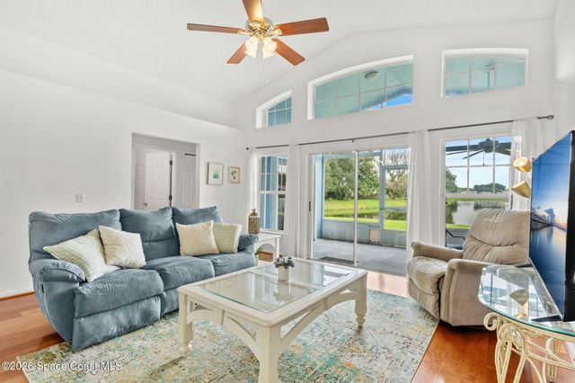 1623 Vista Lake Circle, Melbourne, FL 32904