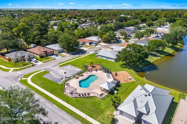 1623 Vista Lake Circle, Melbourne, FL 32904