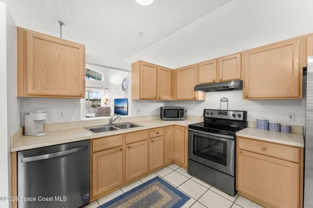 1623 Vista Lake Circle, Melbourne, FL 32904