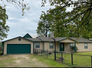 328 Pine, Eufaula, OK 74432