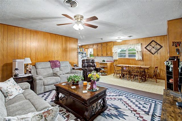 11576 Carter Lane, Bryan, TX 77808