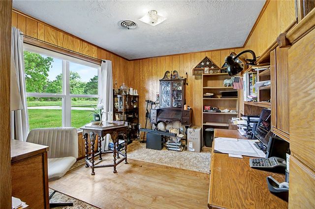 11576 Carter Lane, Bryan, TX 77808