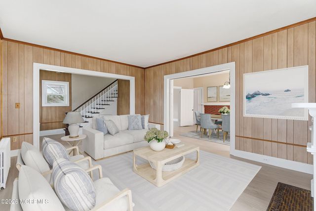 29 Broadway Road, Freehold, NJ 07728