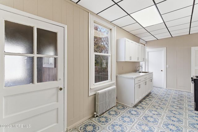 29 Broadway Road, Freehold, NJ 07728