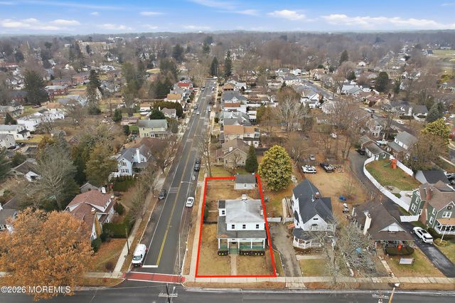 29 Broadway Road, Freehold, NJ 07728