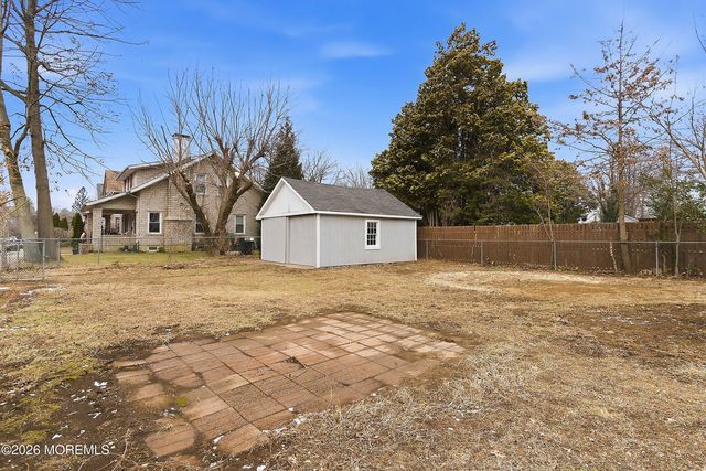 29 Broadway Road, Freehold, NJ 07728