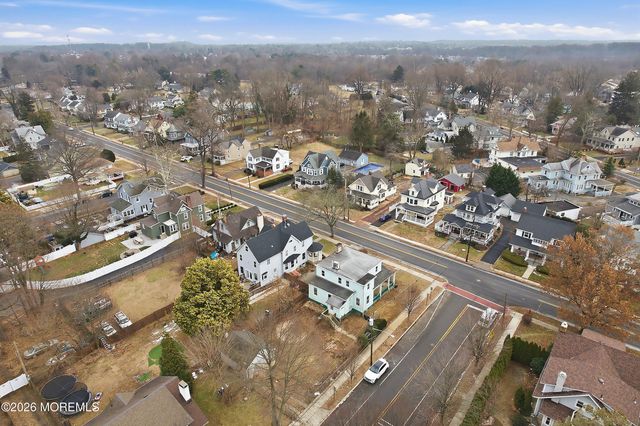 29 Broadway Road, Freehold, NJ 07728