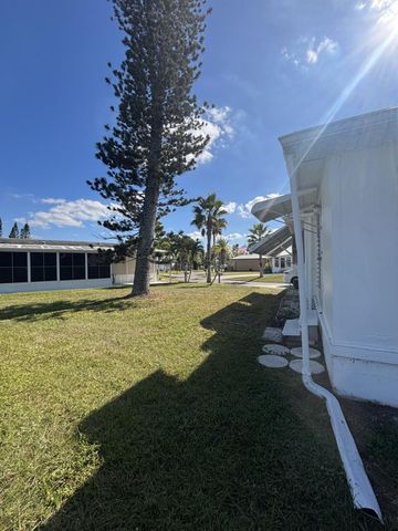 21 Oro Grande Way, Port St Lucie, FL 34952