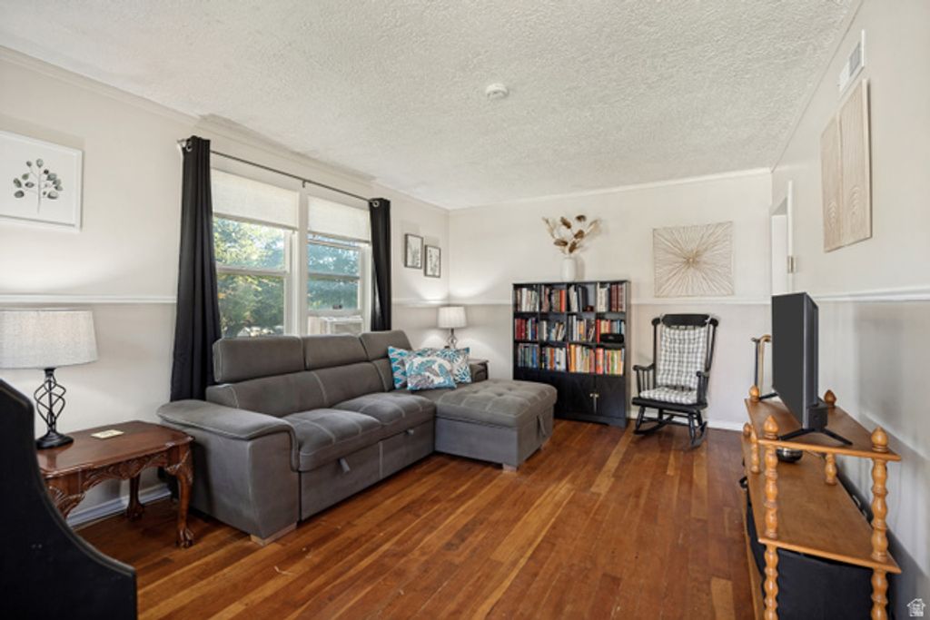 902 GRANDVIEW DR, Ogden, UT 84403 — photo 4