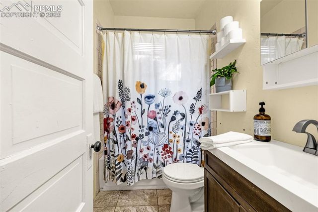 413 E Bijou Street, Colorado Springs, CO 80903