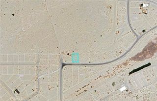 820 Crystal Avenue, Salton City, CA 92274