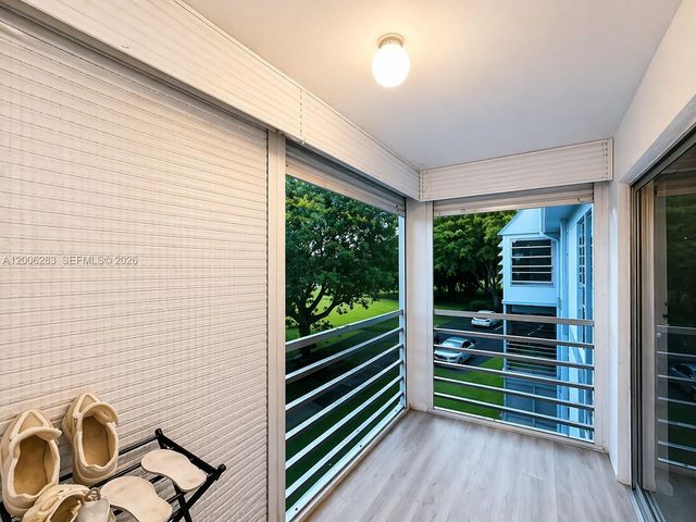 8421 Lagos De Campo Boulevard 309T, Tamarac, FL 33321