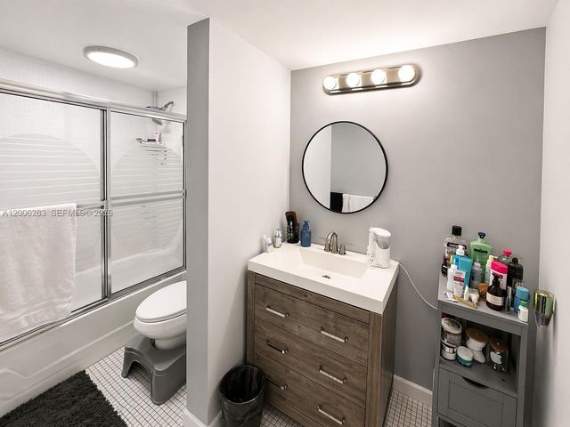 8421 Lagos De Campo Boulevard 309T, Tamarac, FL 33321