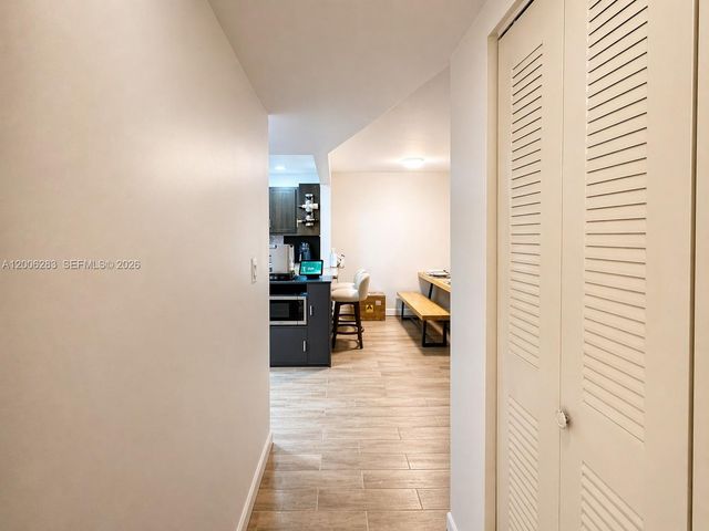 8421 Lagos De Campo Boulevard 309T, Tamarac, FL 33321
