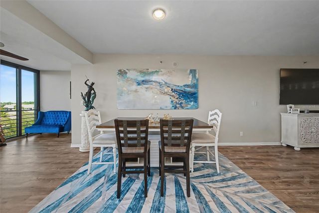 5408 EAGLES POINT CIRCLE 302, Sarasota, FL 34231