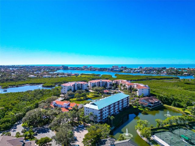 5408 EAGLES POINT CIRCLE 302, Sarasota, FL 34231