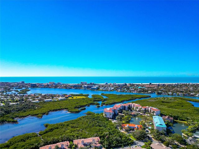 5408 EAGLES POINT CIRCLE 302, Sarasota, FL 34231