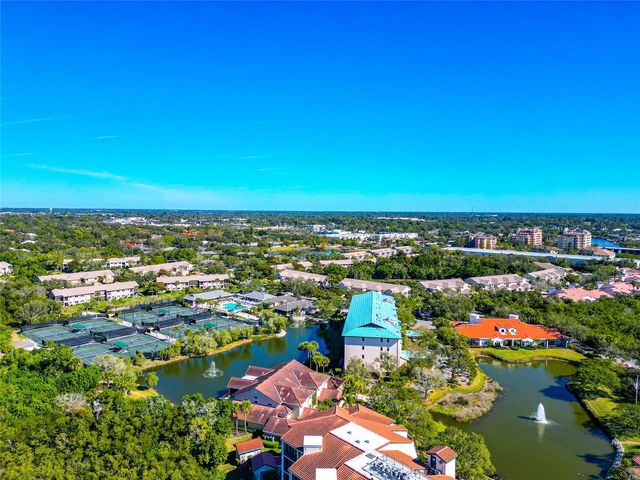 5408 EAGLES POINT CIRCLE 302, Sarasota, FL 34231