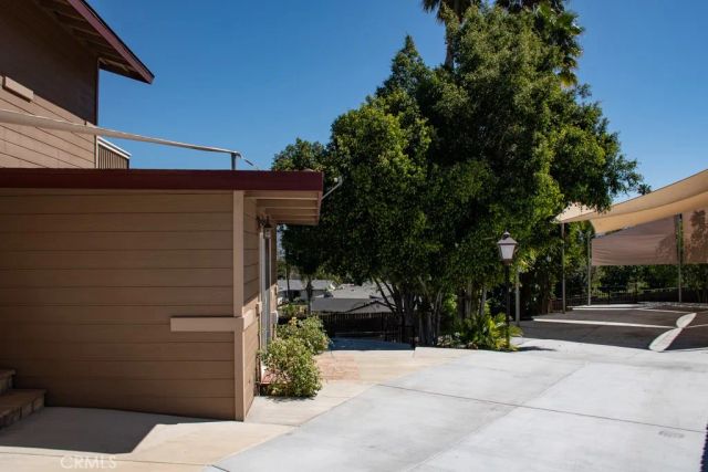 933 Eastside Rd, El Cajon, CA 92020