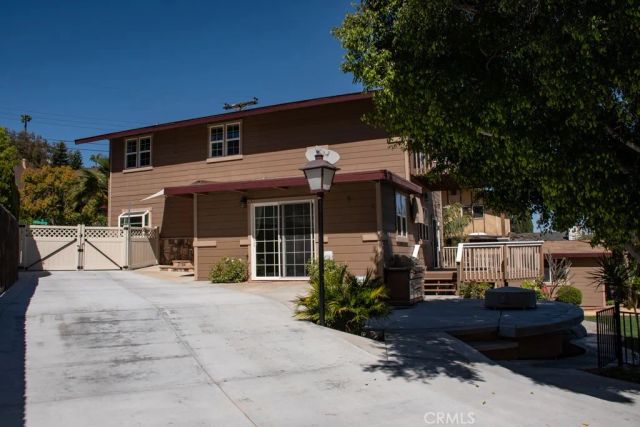 933 Eastside Rd, El Cajon, CA 92020