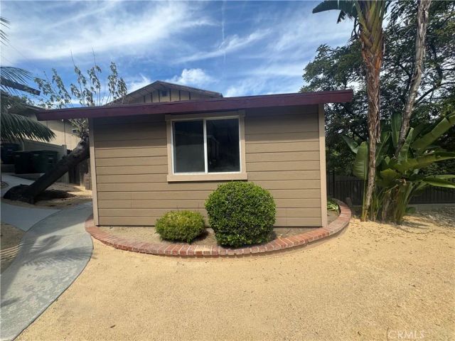 933 Eastside Rd, El Cajon, CA 92020