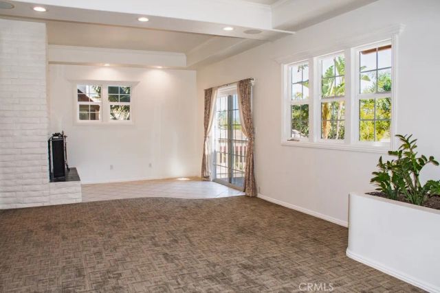 933 Eastside Rd, El Cajon, CA 92020