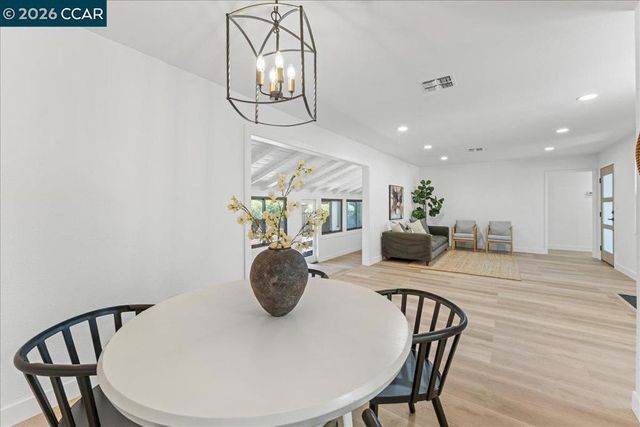 2551 Carlsbad Ave, Sacramento, CA 95821