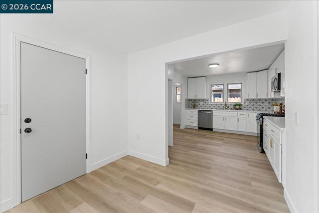 2551 Carlsbad Ave, Sacramento, CA 95821