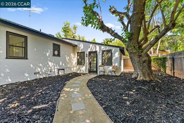 2551 Carlsbad Ave, Sacramento, CA 95821