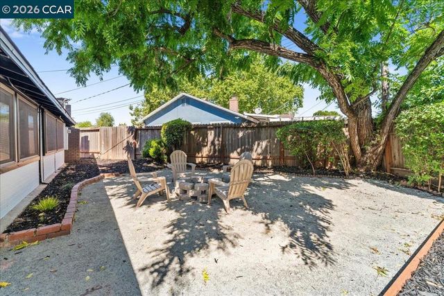 2551 Carlsbad Ave, Sacramento, CA 95821