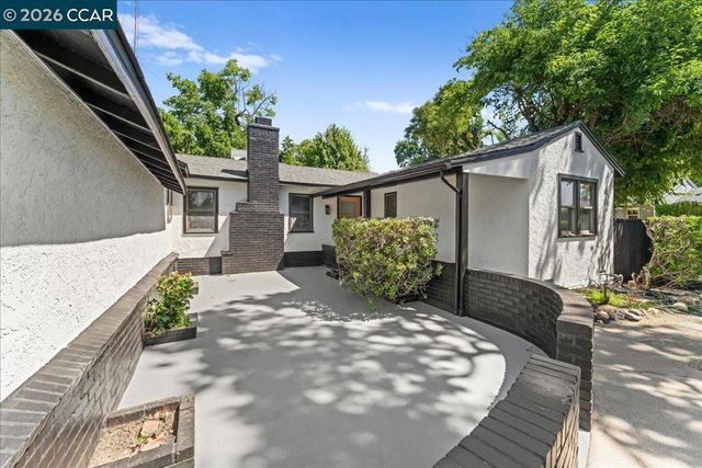 2551 Carlsbad Ave, Sacramento, CA 95821
