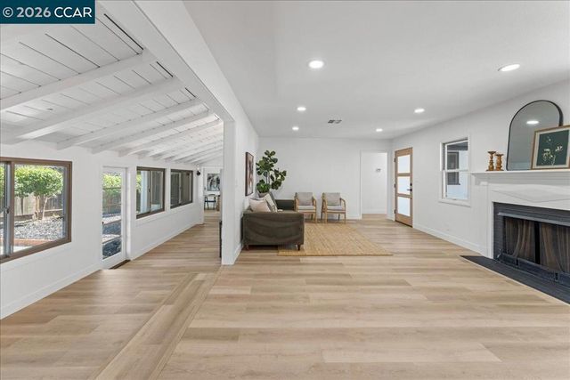 2551 Carlsbad Ave, Sacramento, CA 95821